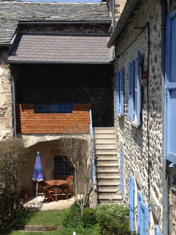 Gite La Parenthese Saint-Hostien Oda fotoğraf